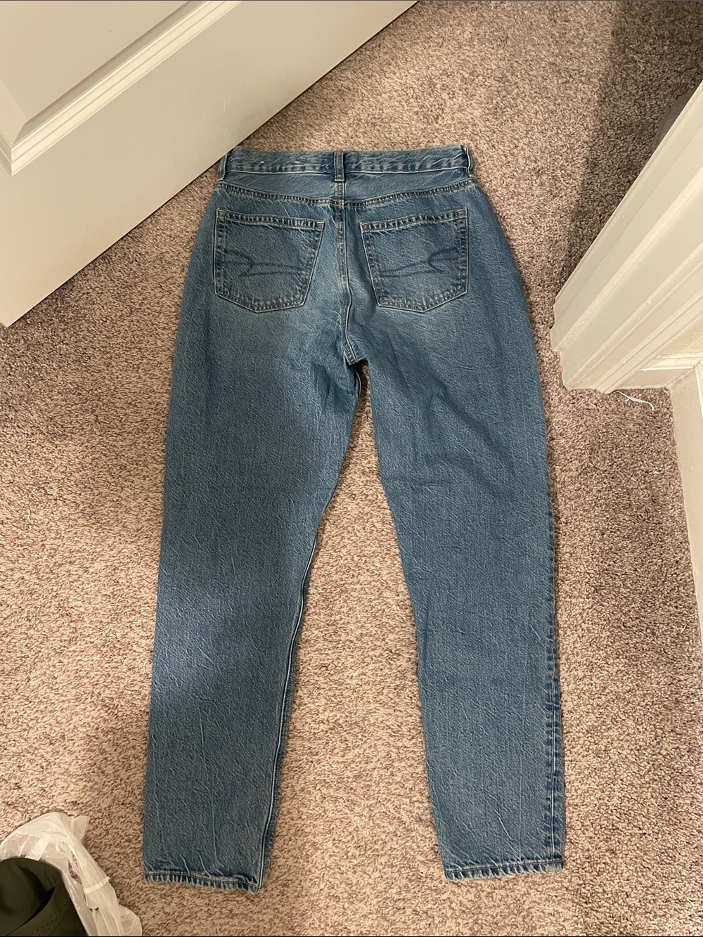 American Eagle Outfitters Light Blue Boyfriend straight leg jeans size 2 - Picture 4 of 4